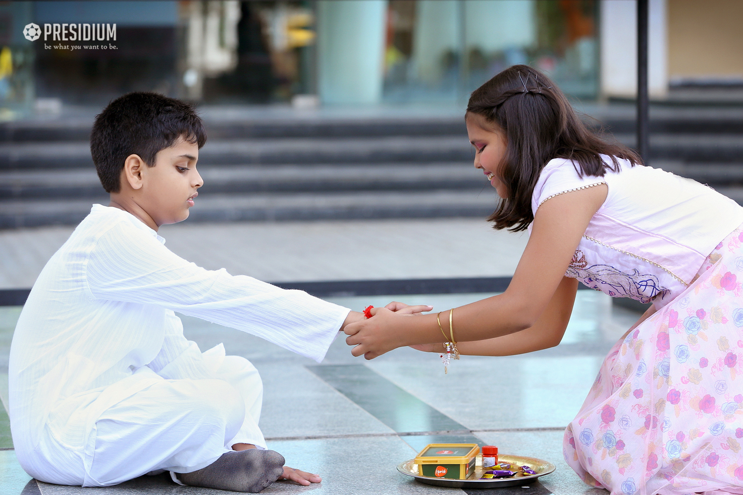 Presidium Gurgaon-57, PRESIDIANS WEAVE THE ESSENCE OF RAKHI WITH HEARTFELT JOY,PRESIDIUM GURUGRAM -57